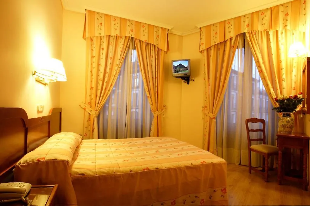 Hostal Silserranos-1